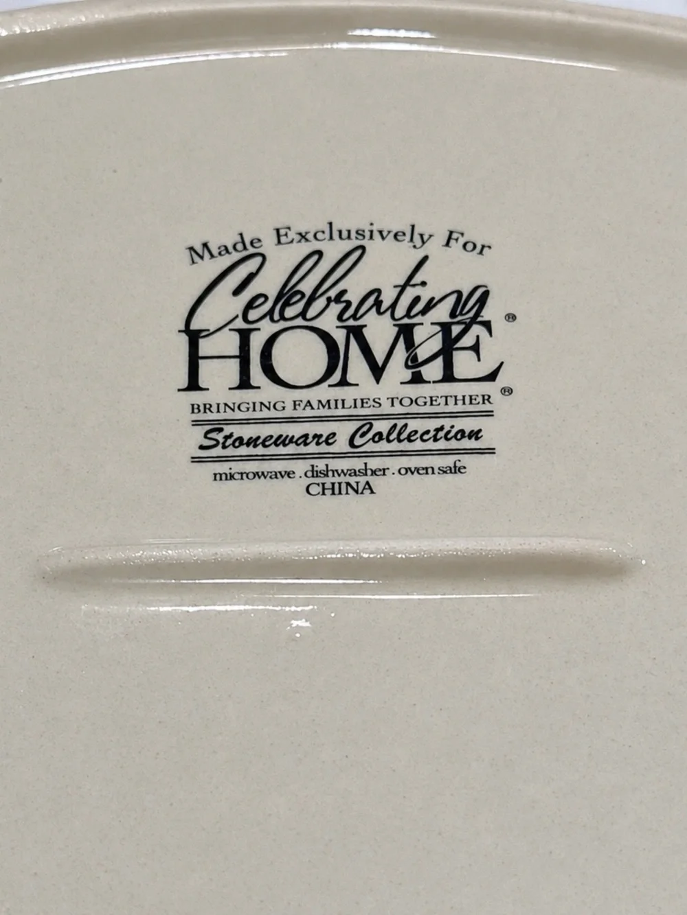 Celebrating Home Stoneware Collection Cranberry Casserole Dish